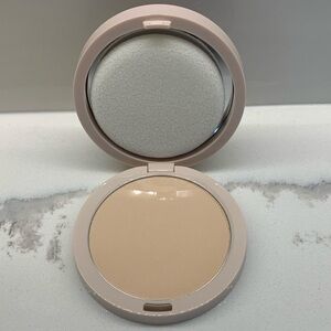 ARBONNE Second Skin Pressed Powder in Fair. Brand New. .37 Oz